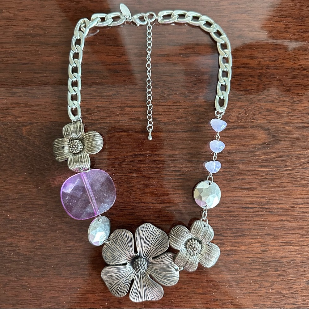 Silver and Purple Chain Necklace with Flower Embellishments and Beads
